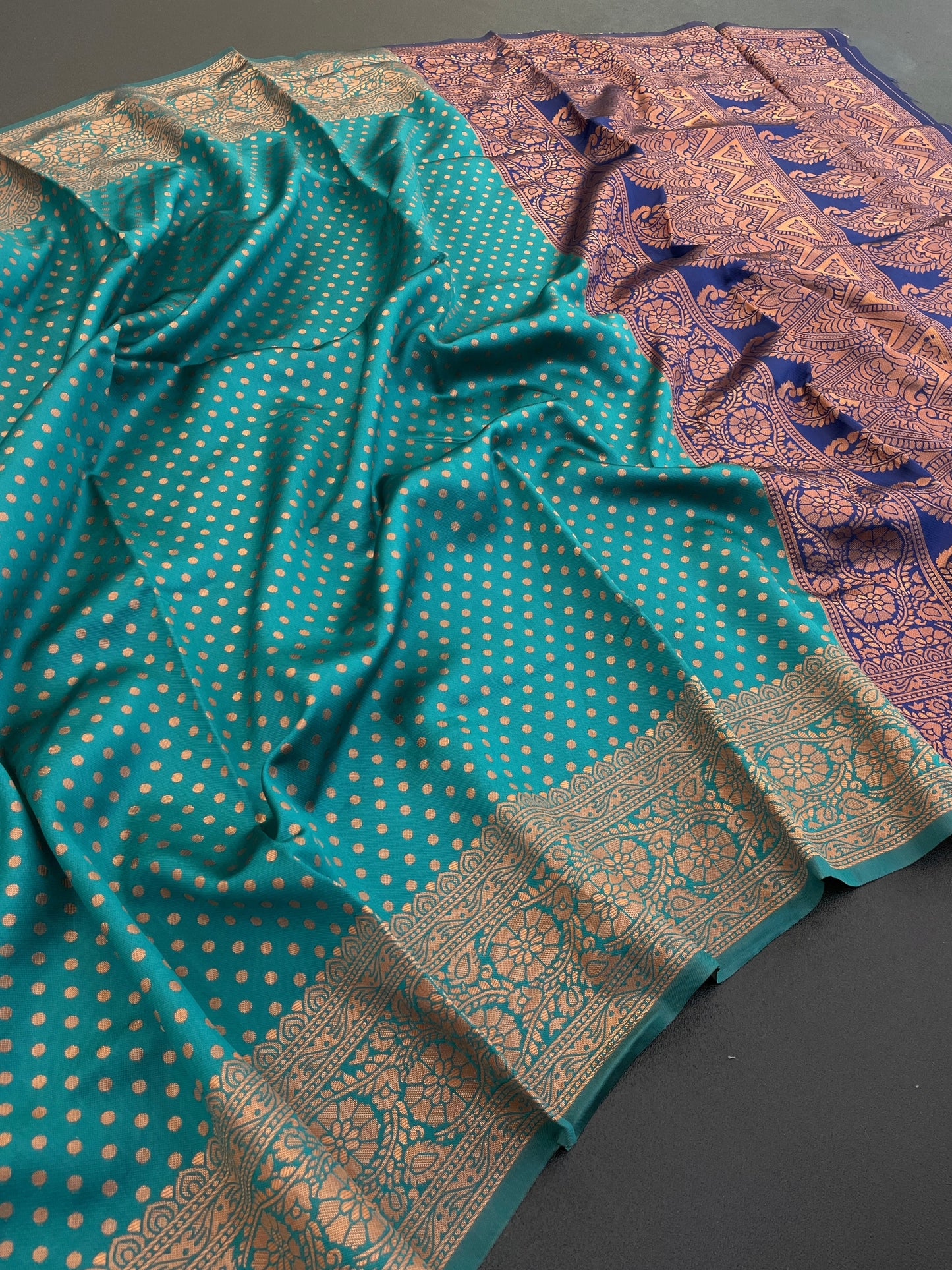 green and navy kanjivaram silk saree with copper zari weaving | traditional south indian wedding saree | soft silk saree with contrast blouse