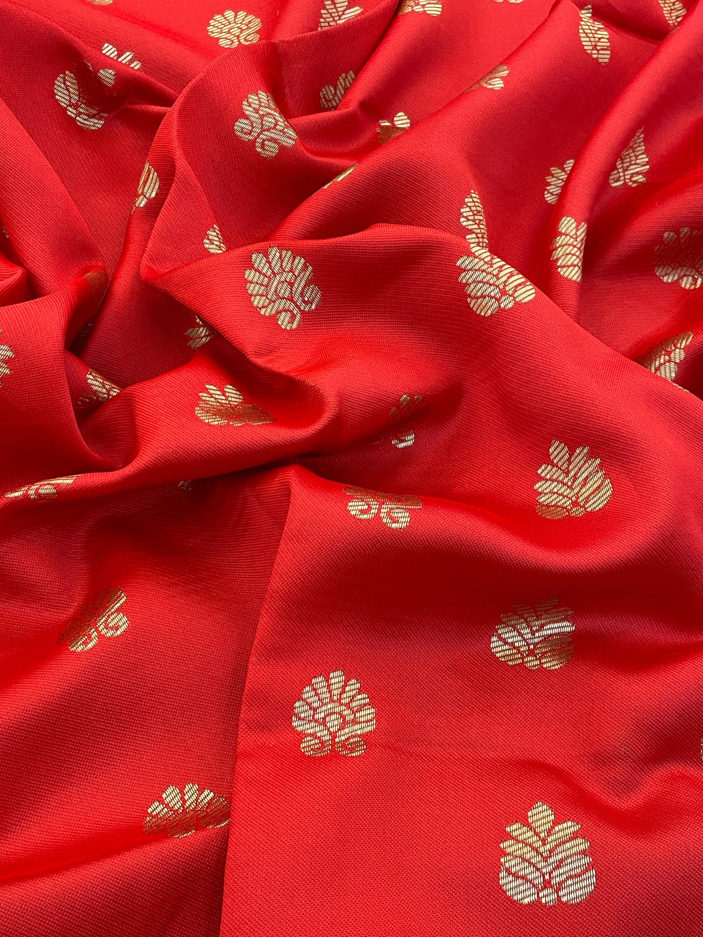 traditional red kanjivaram saree with gold zari weaving |