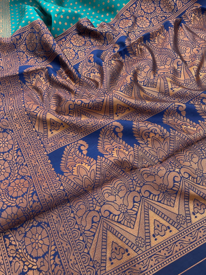 Green and Navy Kanjivaram Silk Saree with Copper Zari Weaving | Traditional South Indian Wedding Saree | Soft Silk Saree with Contrast Blouse