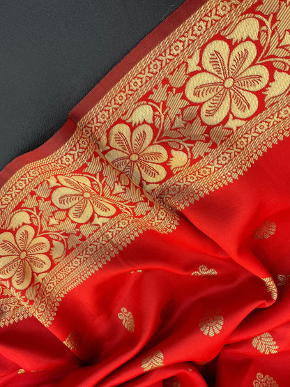 Traditional Red Kanjivaram Saree with Gold Zari Weaving |