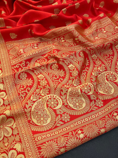 Traditional Red Kanjivaram Saree with Gold Zari Weaving |