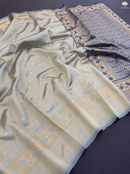 Elegant Soft Pastel Kanjivaram Saree with Dual-Tone Blue & Gold Zari Weaving | Festive & Wedding Wear Saree