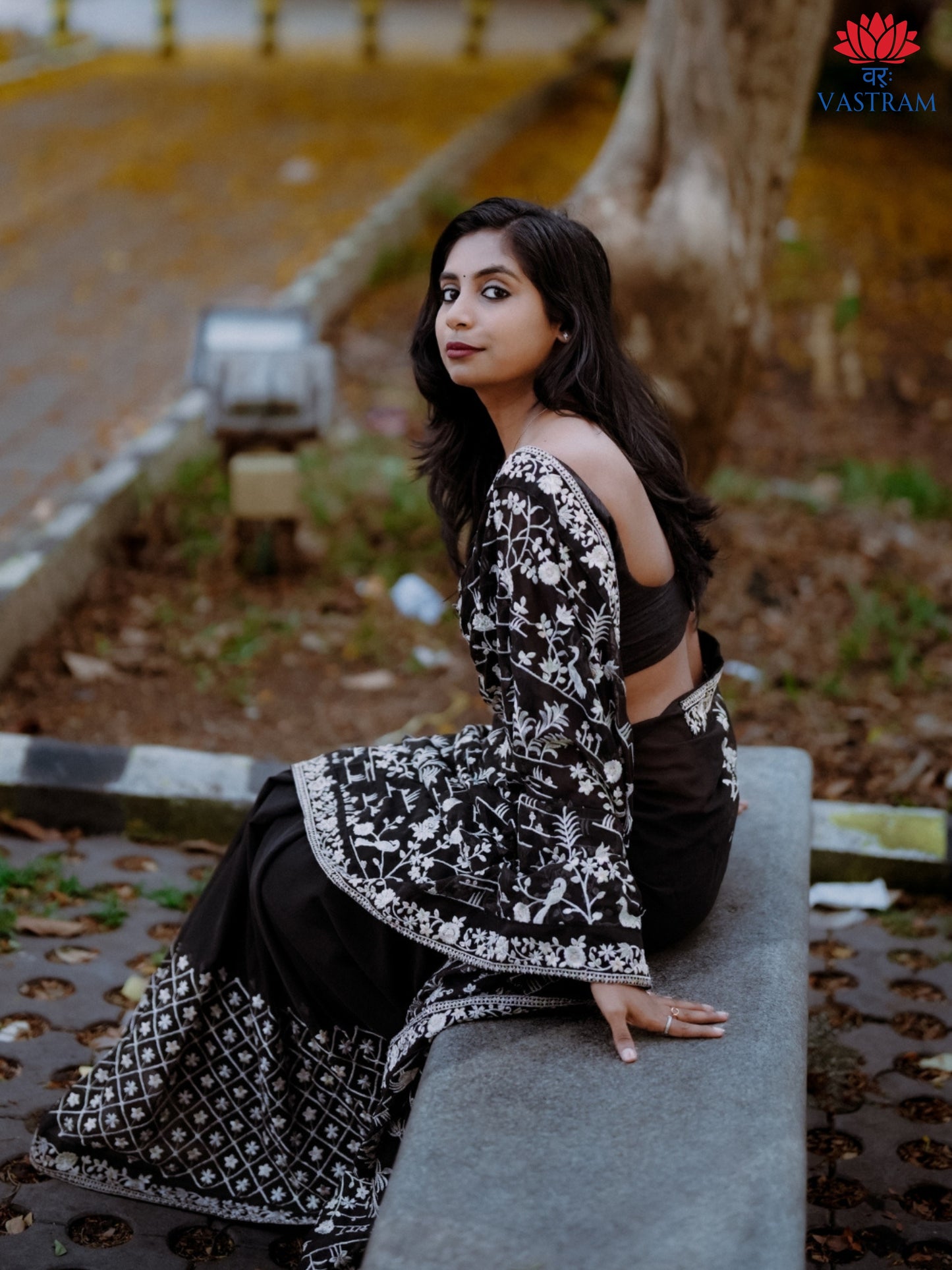 floral multi thread and sequins embroidered saree with blouse piece